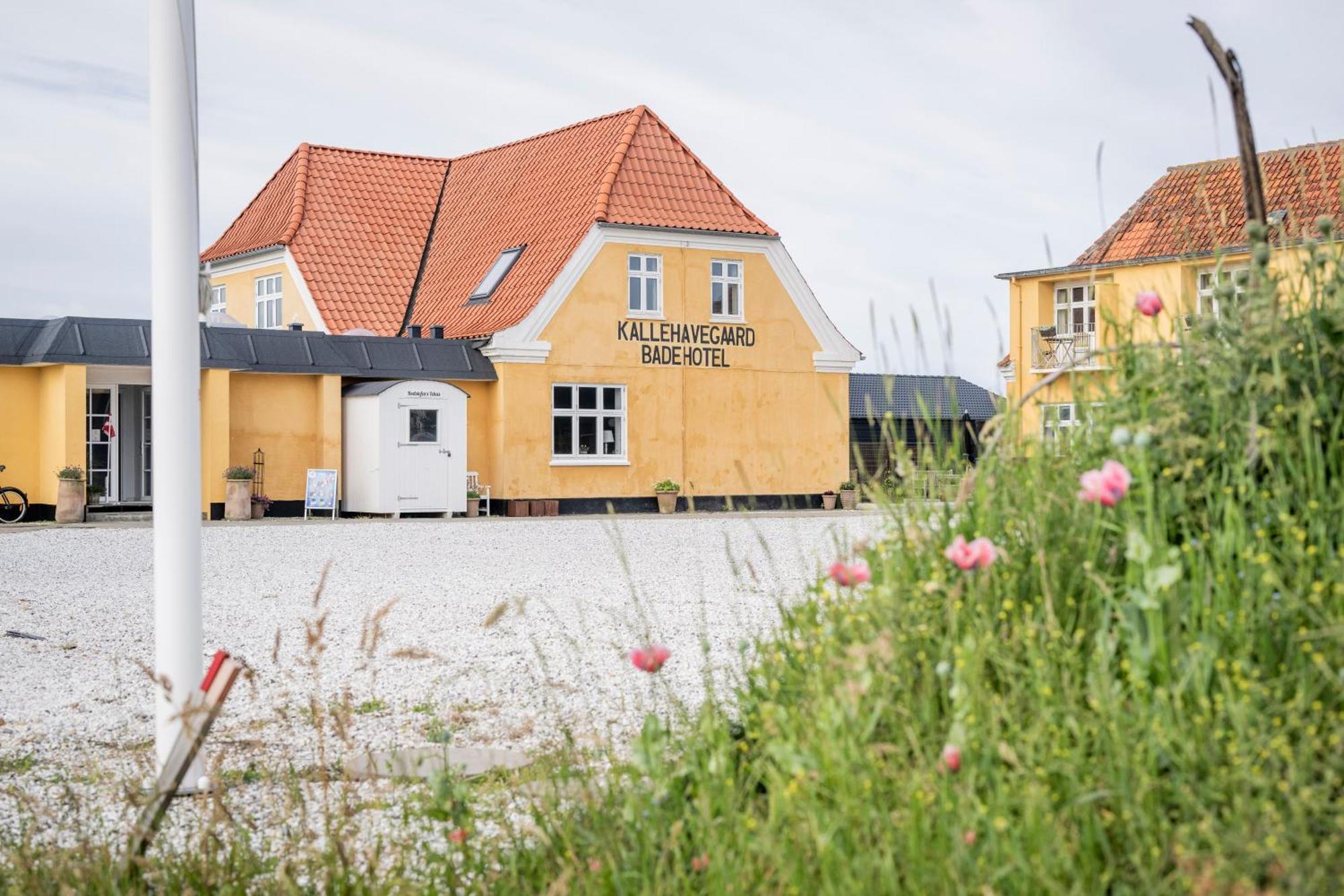 Kallehavegaard Badehotel Lokken Exterior photo